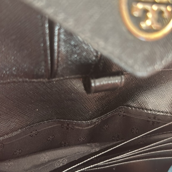 Tory Burch black texture leather golf logo snap flap large wristlet wallet. - Picture 7 of 9
